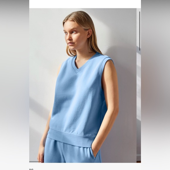 TNA ARITZIA cozy fleece sweater vest - Picture 2 of 8